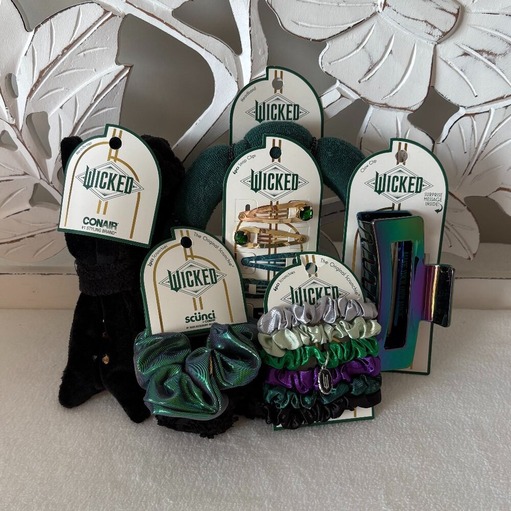 NWT - Wicked Scunci By Conair Elphaba Hair Accessories Set